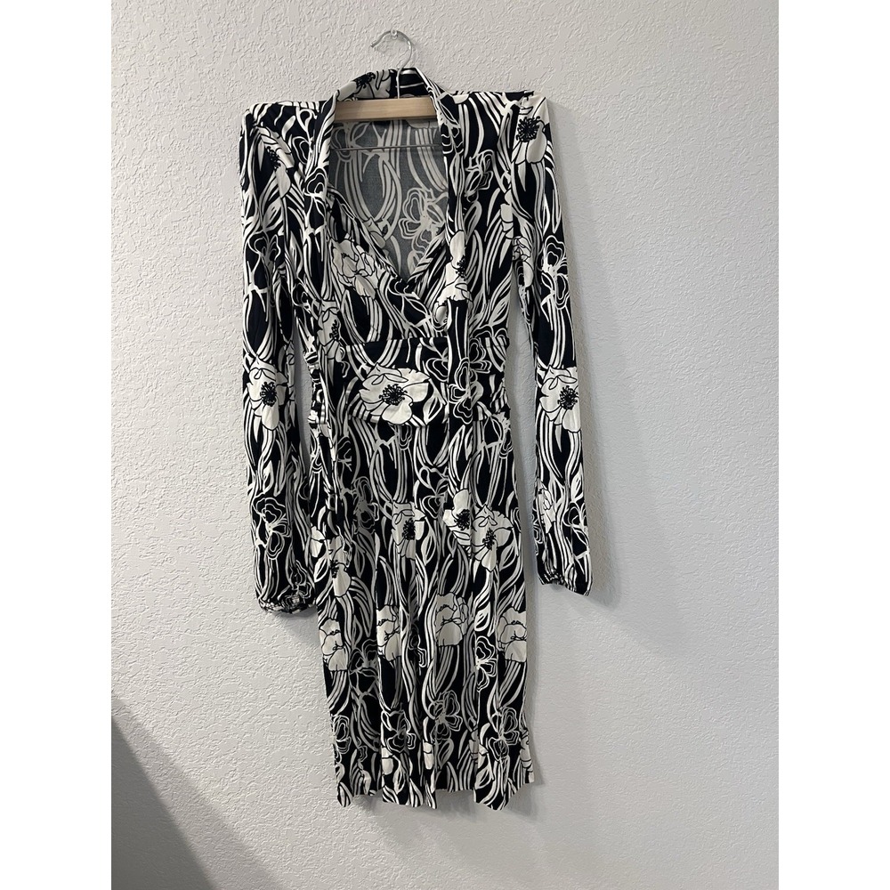 Banana Republic Womens Wrap Dress Size XS Black And White Printed